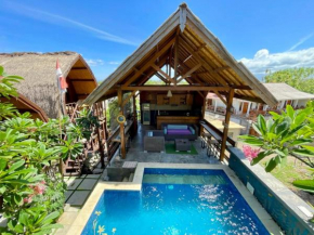 The golden Ave bungalow